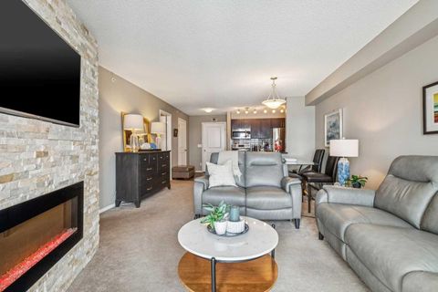 403 Mackenzie Way SW 6409 Airdrie AB T4B 3V7