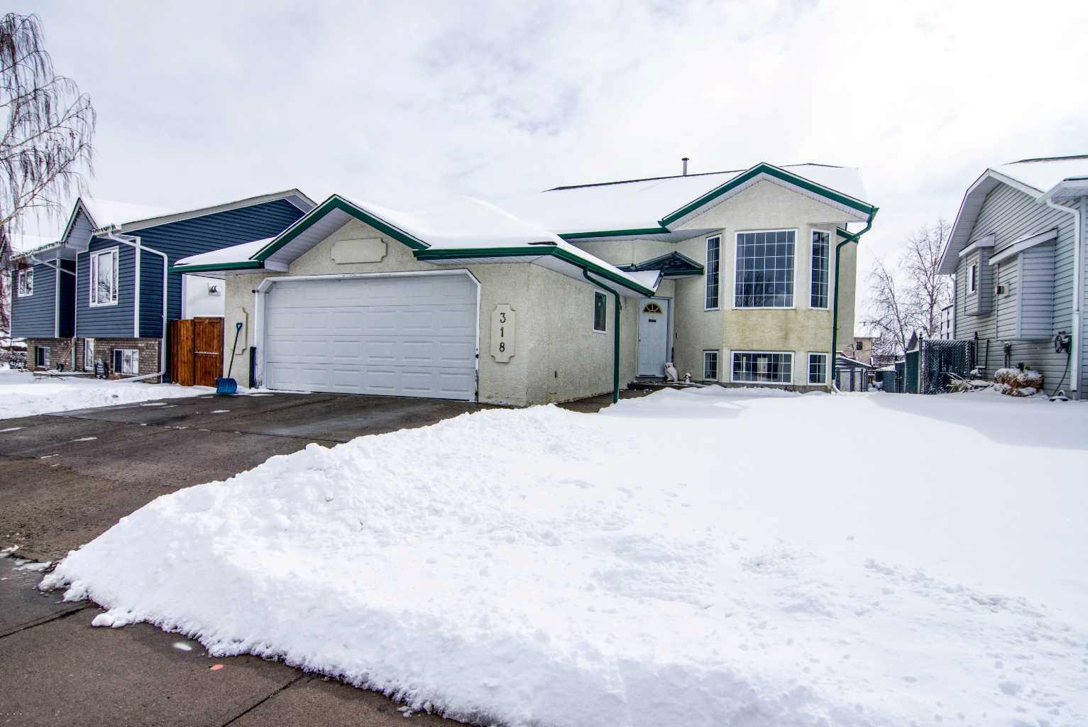 318 Strathford Crescent