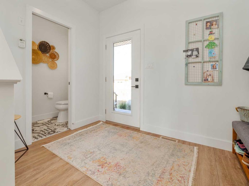 Photo of 22 Prairie Sunset Ave Ave, Taber, AB T1G 0E7 (MLS # A2265420)
