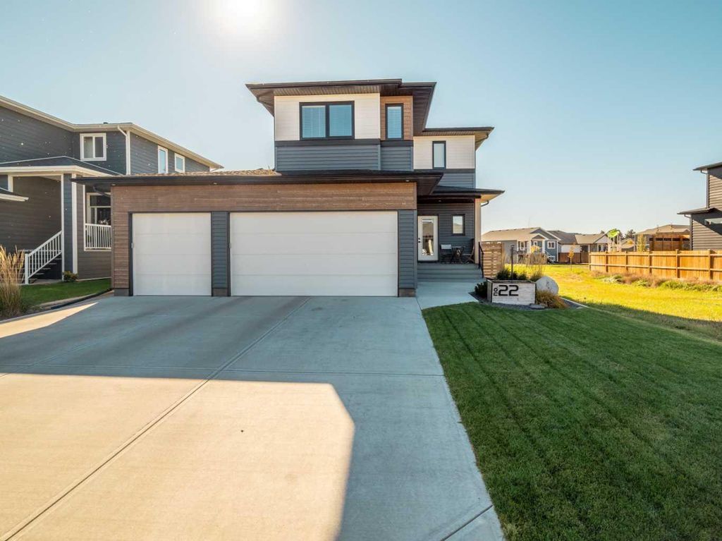 Photo of 22 Prairie Sunset Ave Ave, Taber, AB T1G 0E7 (MLS # A2265420)