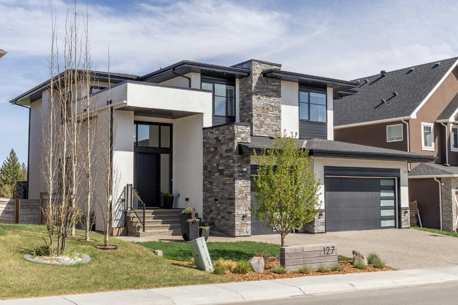 127 Kinniburgh Crescent
