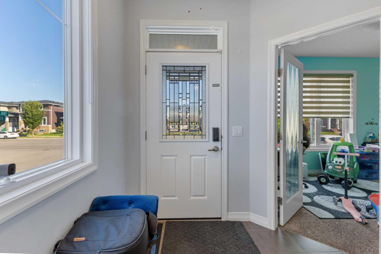 505 Redstone Drive NE