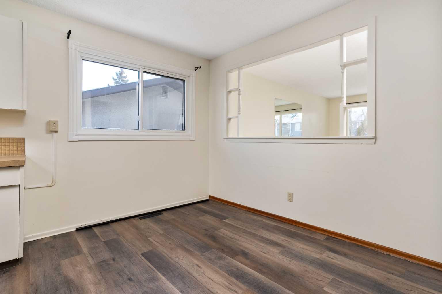 36 Grandview Crescent