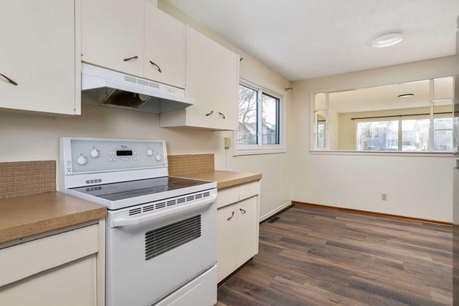 36 Grandview Crescent