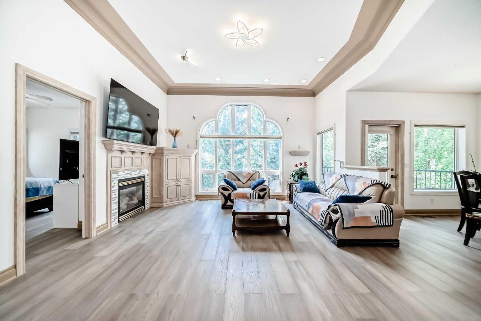 29 Simcoe Gate SW