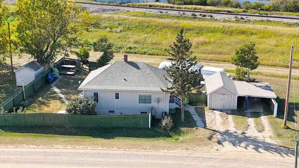 Photo of 253215 Range Road 280, Delacour, AB T0M 0T0 (MLS # A2296247)