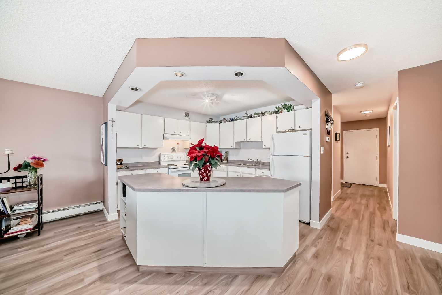 2611 1 Avenue NW 302