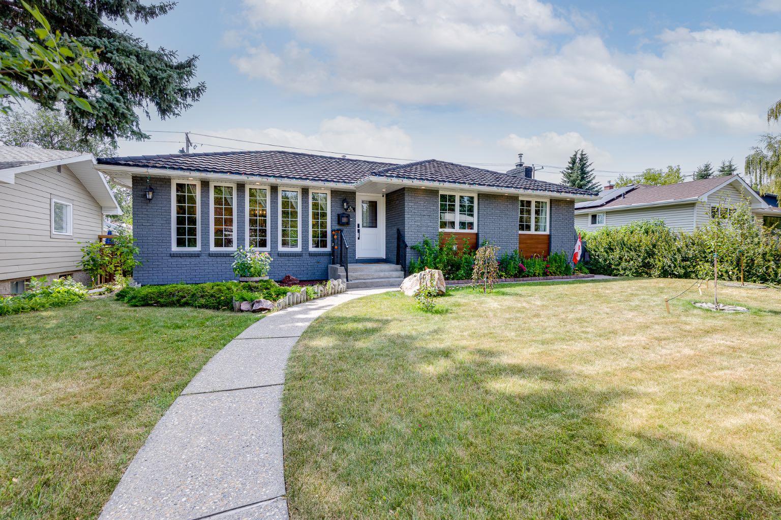 179 Capri Avenue NW