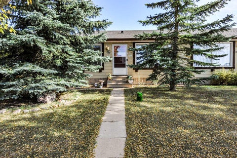 Photo of 3611B 66A Street, Camrose, AB T4V 3L4 (MLS # A2349649)