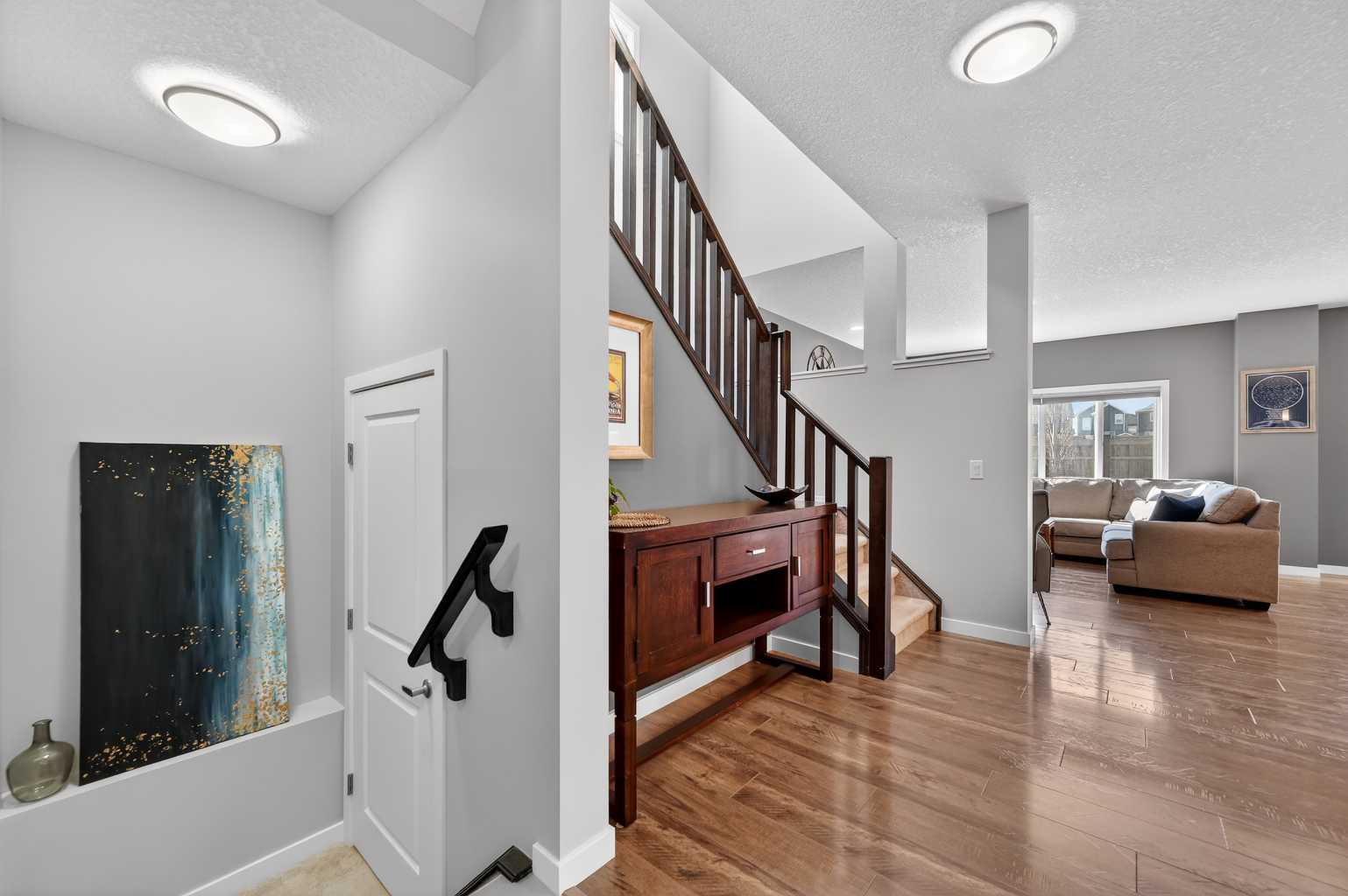 242 Mahogany Passage SE