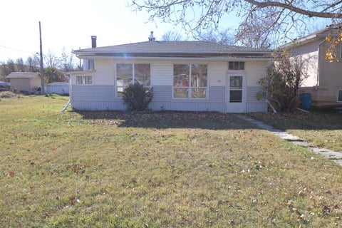 Photo of 107 7 Avenue N, Vulcan, AB T0L 2B0 (MLS # A2352633)