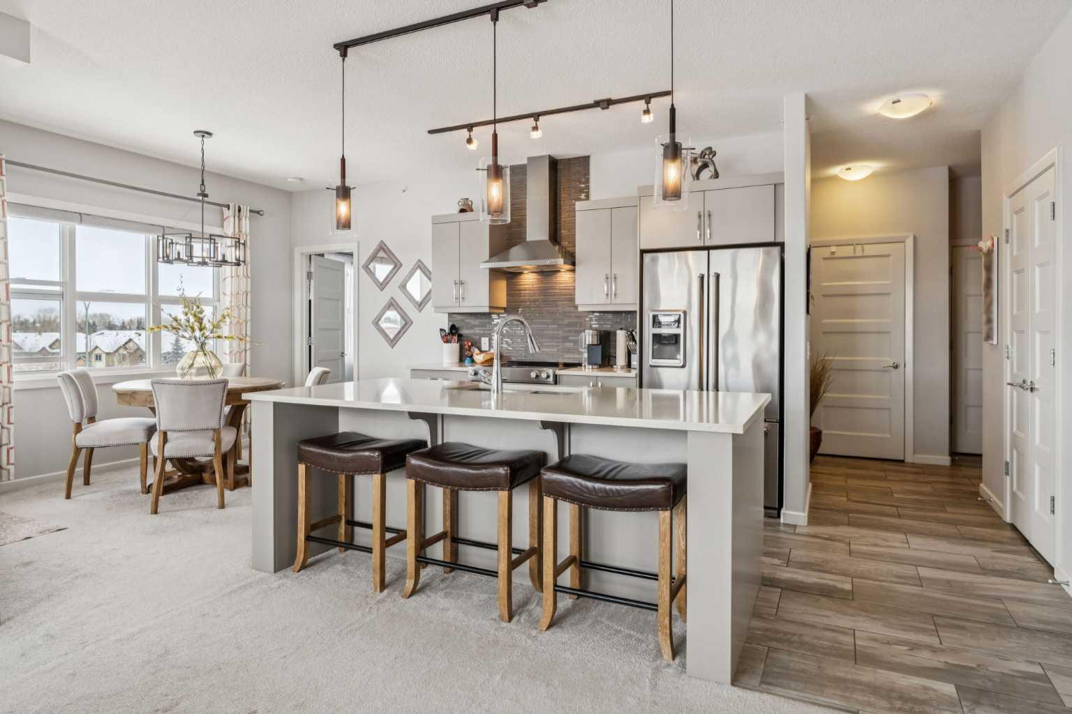 10 Market Boulevard SE 1403