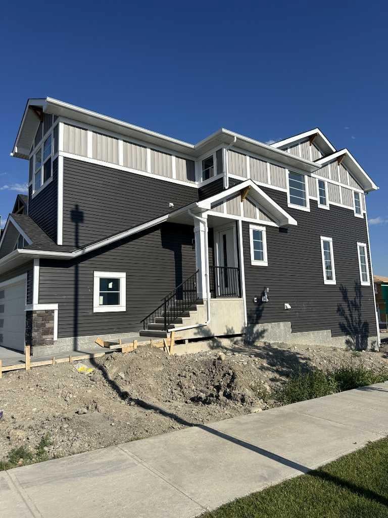 4 Topaz Place