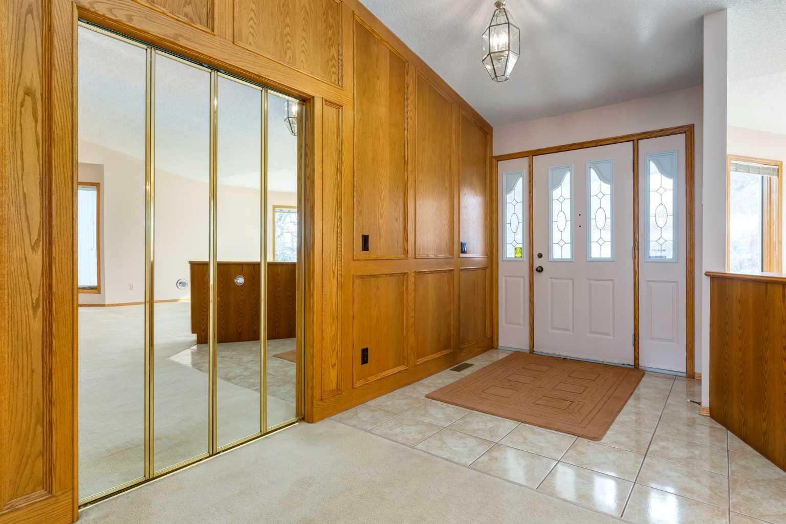 420 Hawkview Manor Circle NW