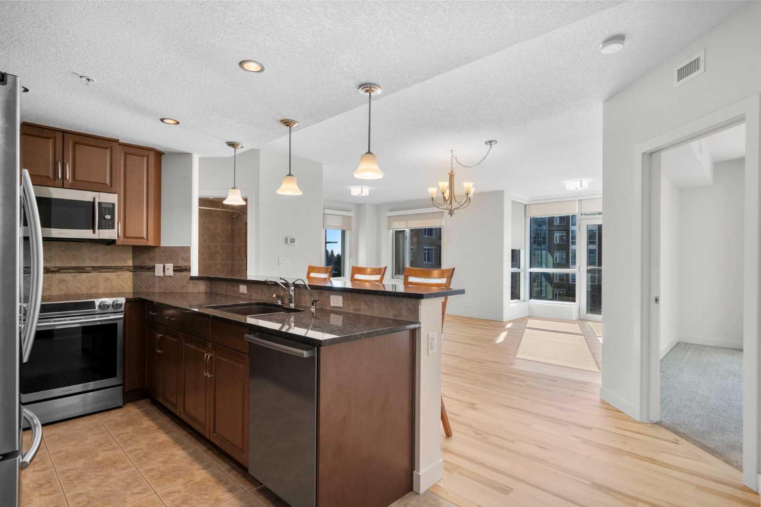 24 Varsity Estates Circle NW 402
