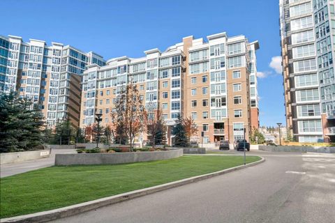 24 Varsity Estates Circle NW 402 Calgary AB T3A 2X8