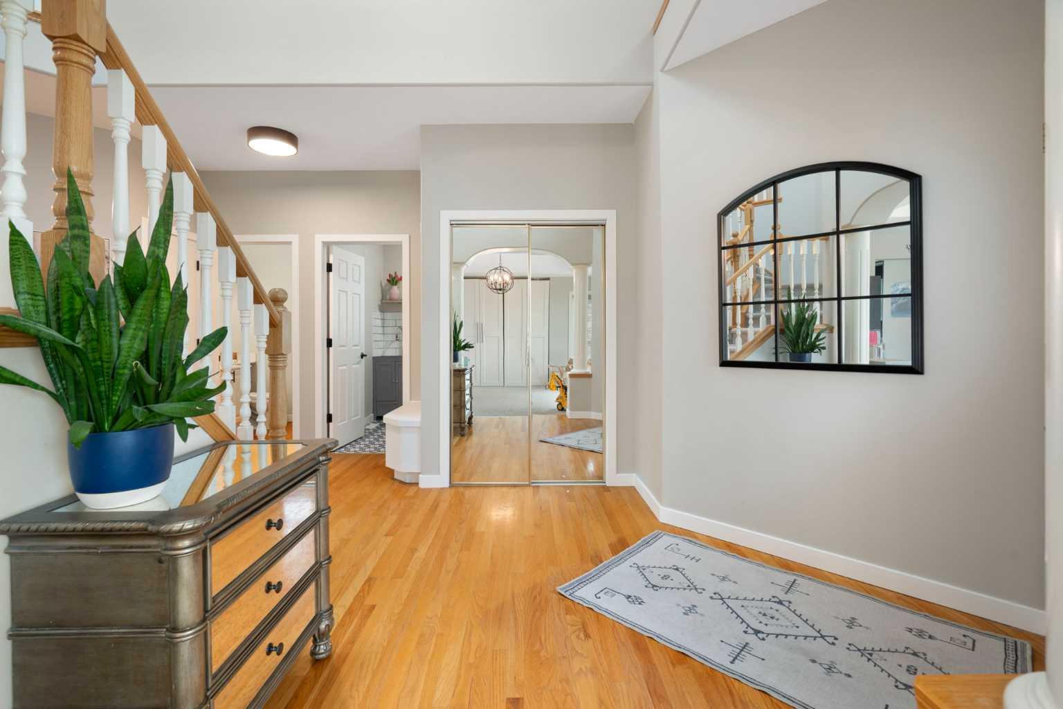 408 Mt Douglas Court SE