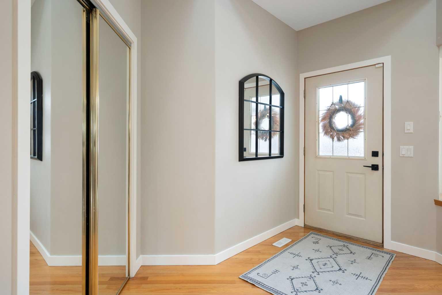 408 Mt Douglas Court SE