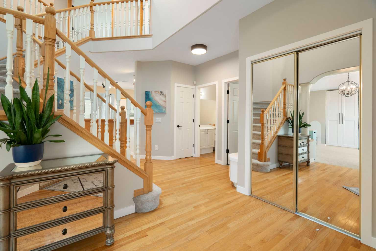 408 Mt Douglas Court SE