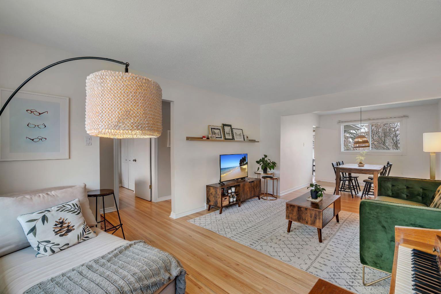 254 Hendon Drive NW