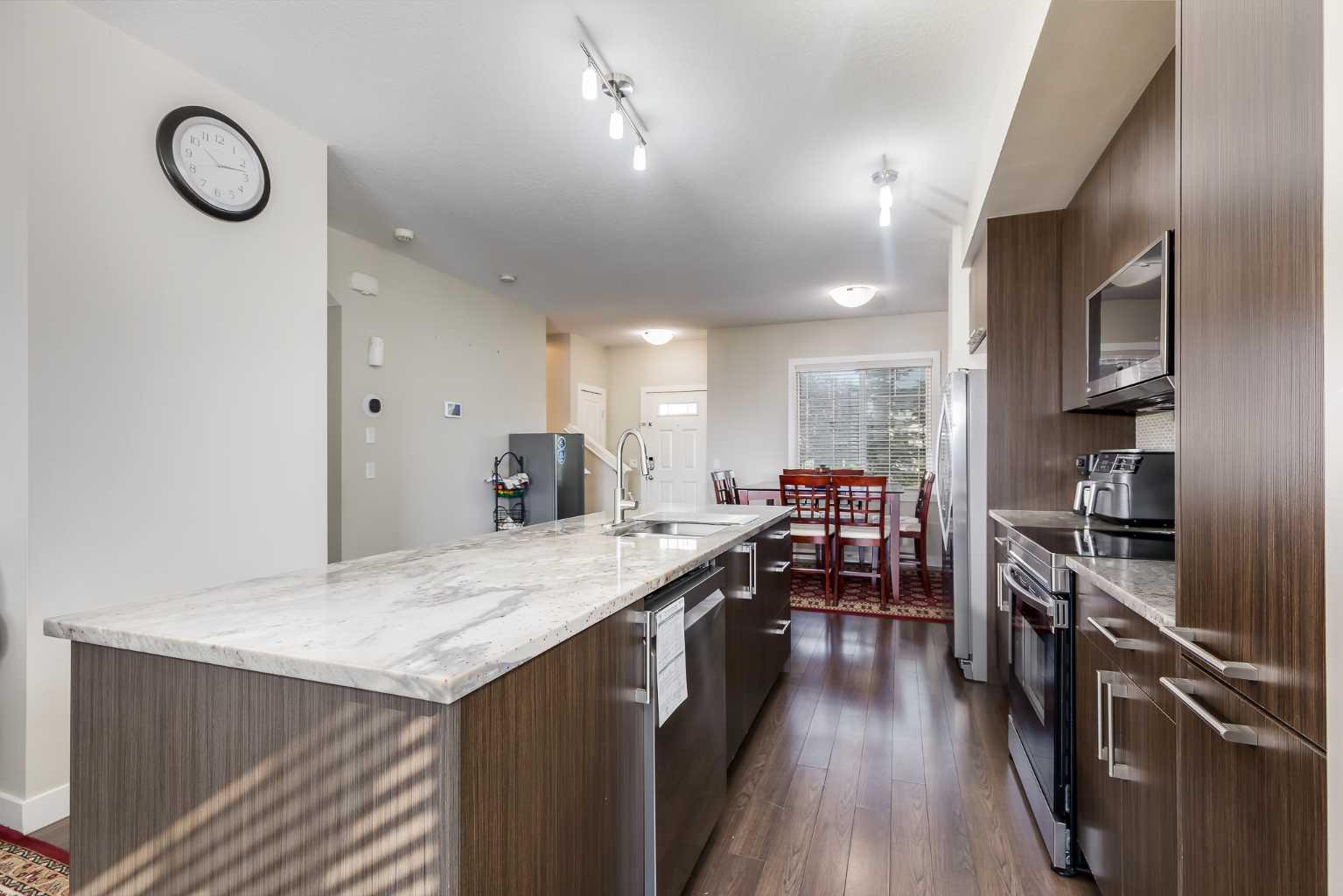 333 Taralake Way NE 5113
