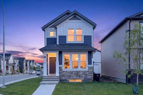 Photo of 40 Amblefield View NW, Calgary, AB T3P 2B9 (MLS # A2333810)