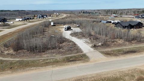 Photo of 104 JANKE Lane, Saprae Creek, AB T9H 5B4 (MLS # A2283179)