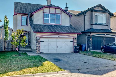 Photo of 154 New Brighton Lane SE, Calgary, AB T2E 0E2 (MLS # A2259950) Photo of 154 New Brighton Lane SE, Calgary, AB T2E 0E2 (MLS # A2259950)