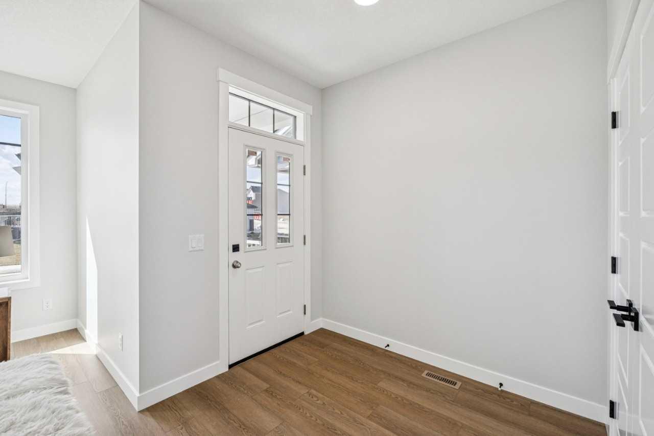 122 Keystone Creek Place NE