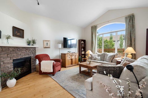 Photo of 19 Rockmont Court NW, Calgary, AB T3G 5V8 (MLS # A2335201)