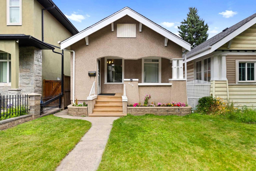 Photo of 616 17 Avenue NW, Calgary, AB T2M 0N5 (MLS # A2341060)
