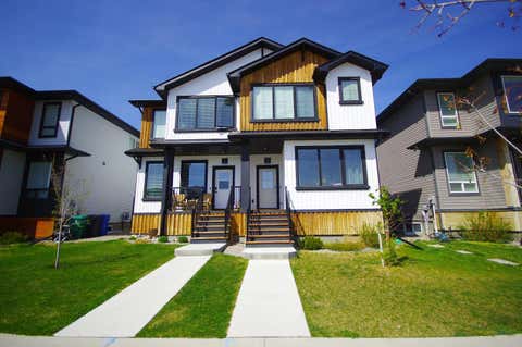 Photo of 963 Miners Boulevard W, Lethbridge, AB T1J 5T8 (MLS # A2310299)