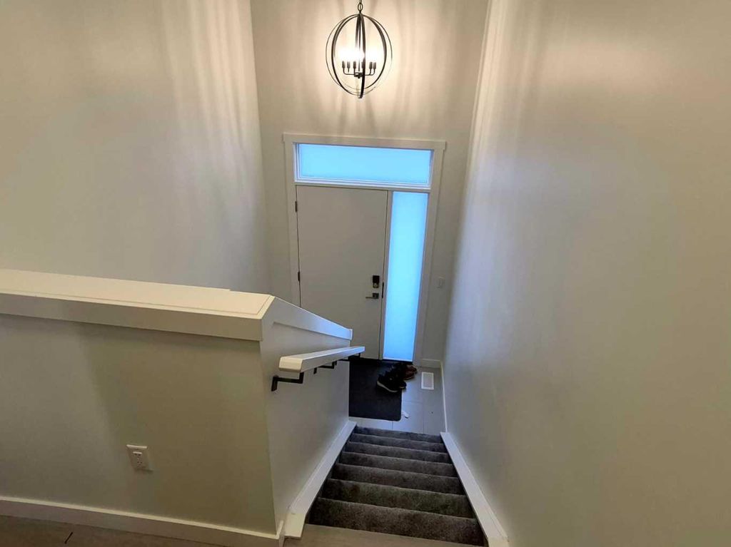 Photo of 125 sage hill Circle, Calgary, AB T3R 1V2 (MLS # A2300450)