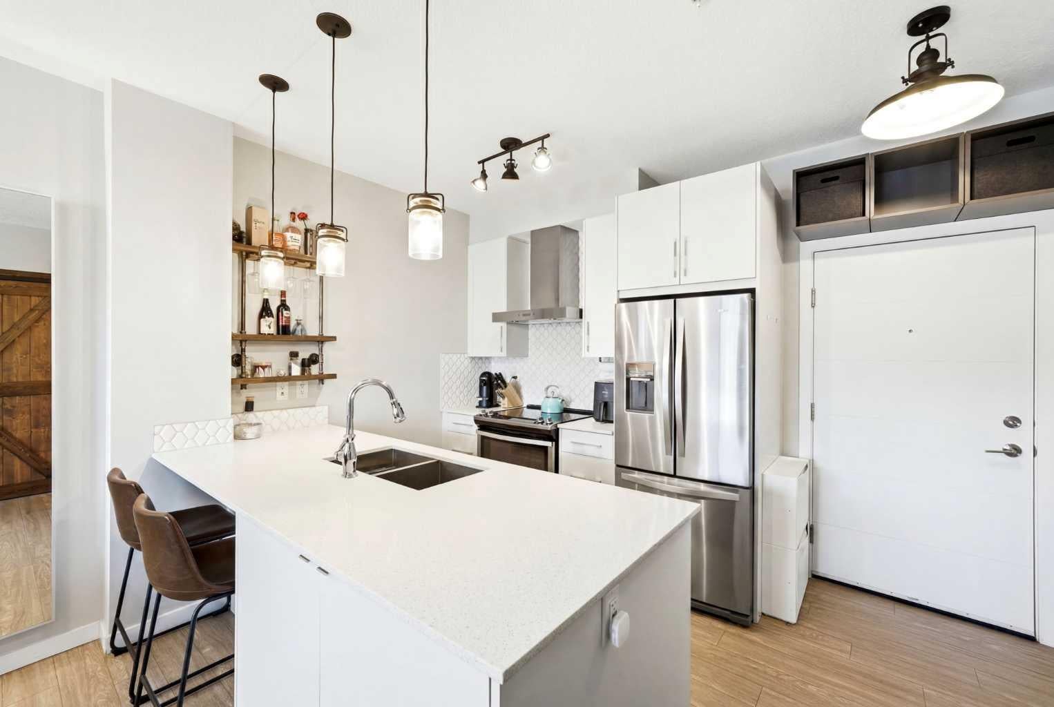 122 Mahogany Centre SE 618