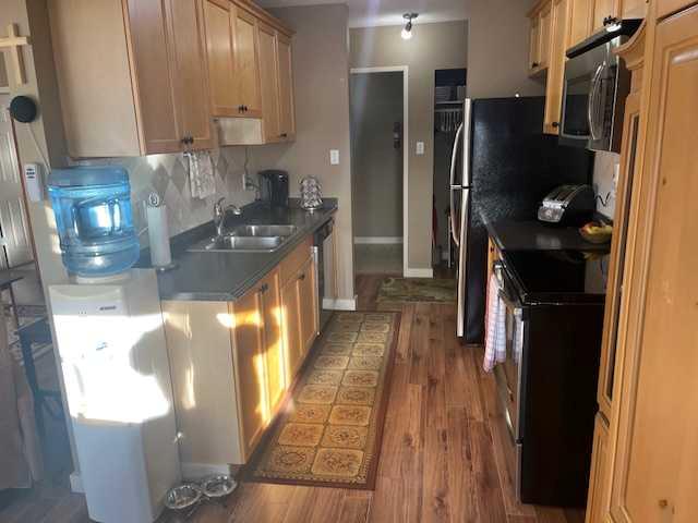 512 McCutcheon Drive NW 12