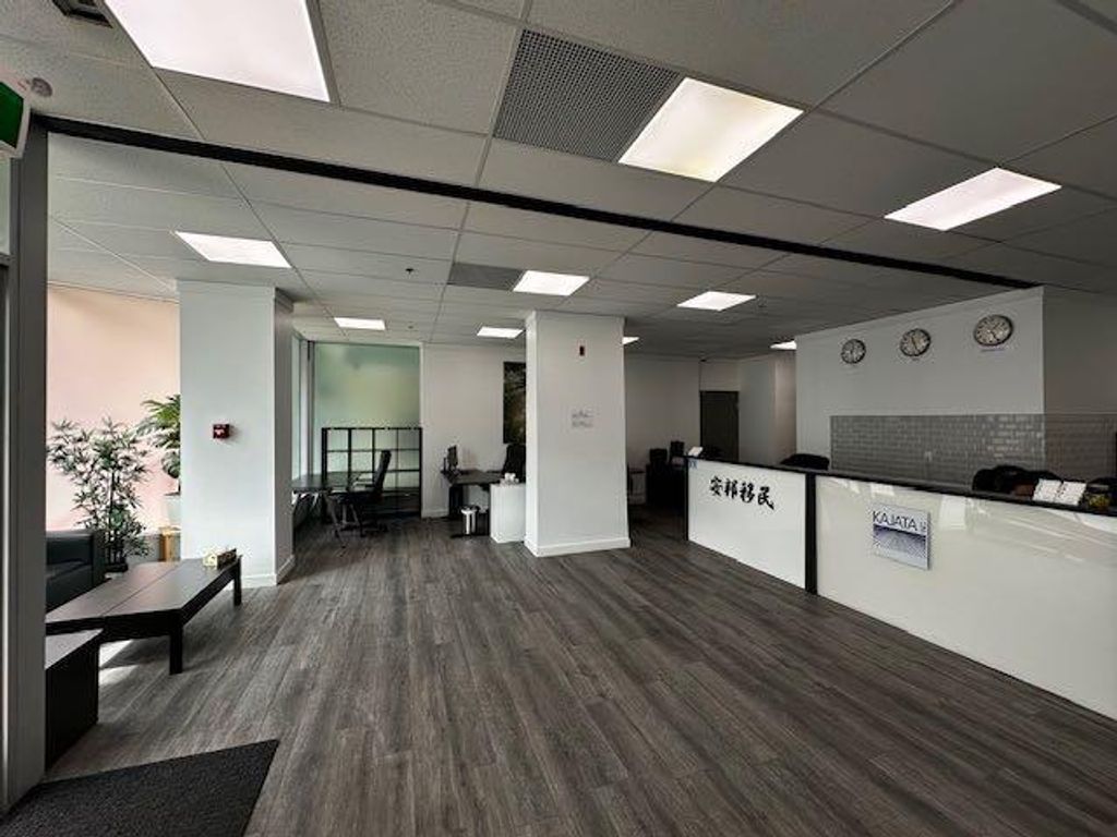 Photo of 128 2 Avenue SE, Calgary, AB T2G 5J5 (MLS # A2217497)