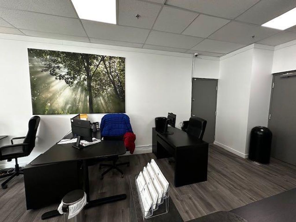 Photo of 128 2 Avenue SE, Calgary, AB T2G 5J5 (MLS # A2217497)