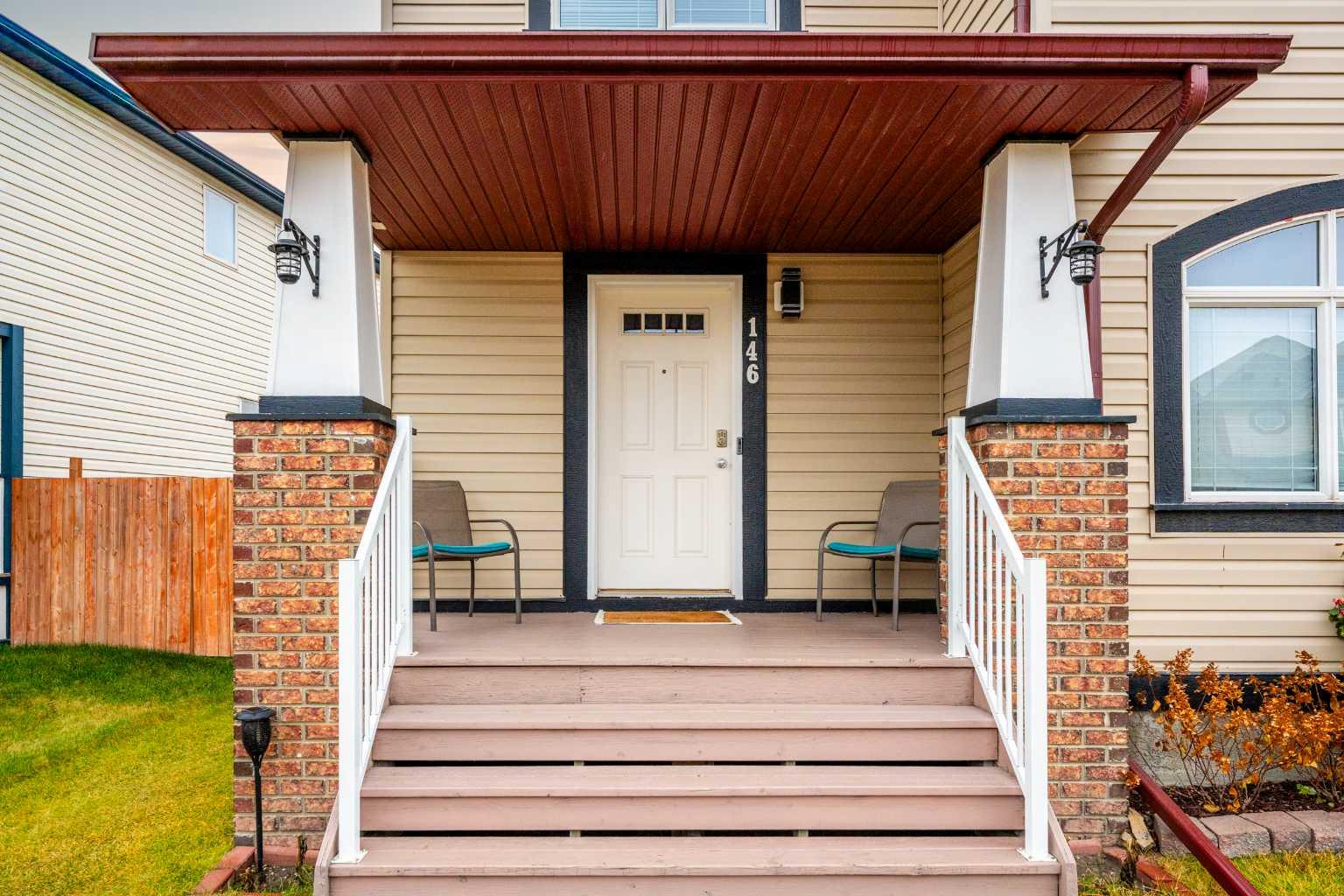 146 Copperstone Grove SE