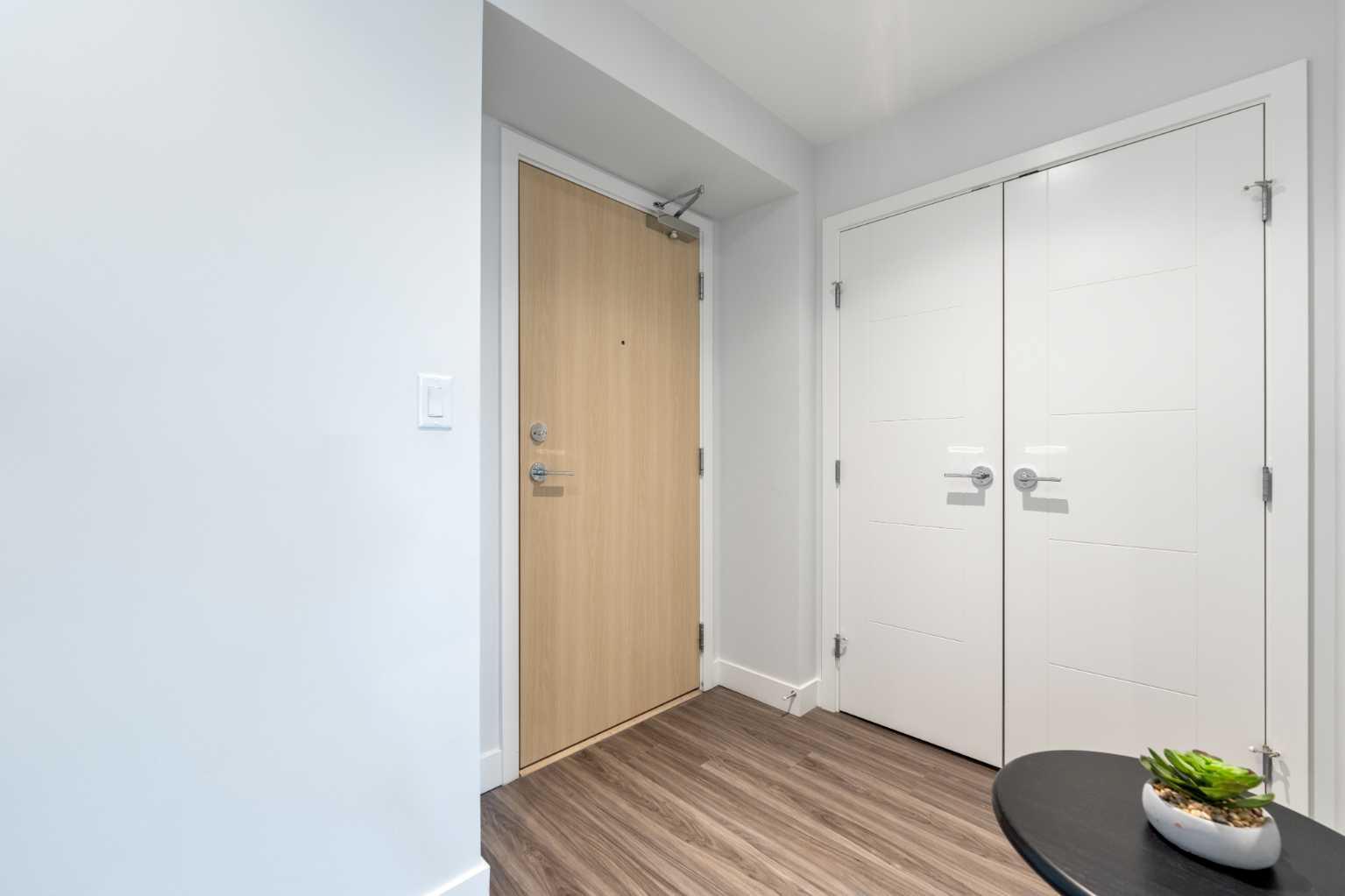 530 3 Street SE 3508