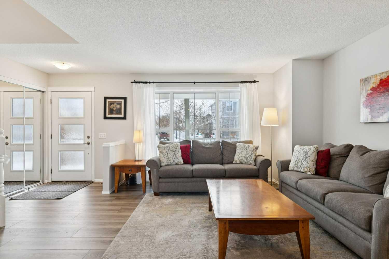 31 Prestwick Grove SE