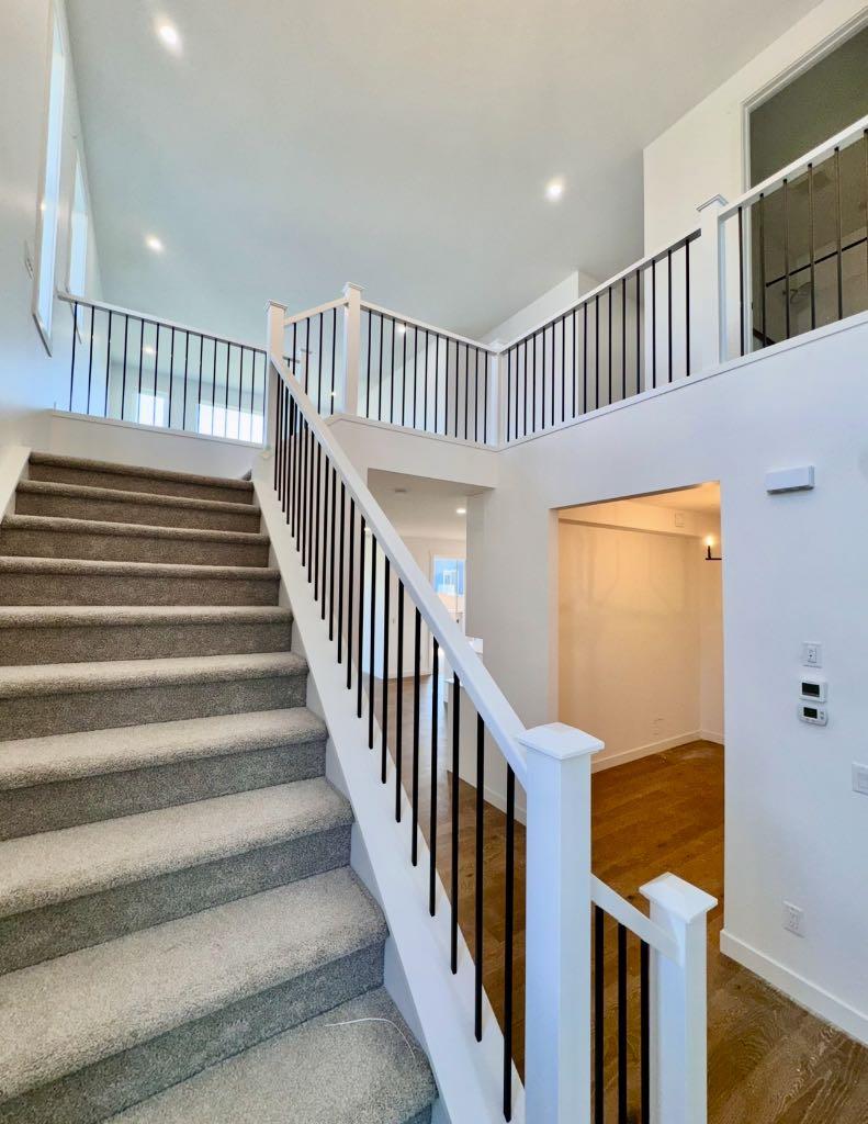 37 North Bridges Bay SW