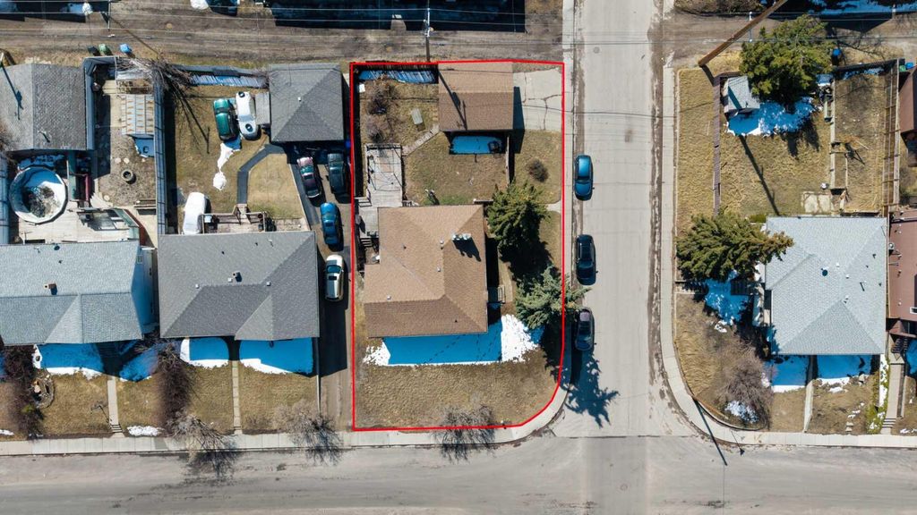 Photo of 3308 2 Street NE, Calgary, AB T2E 3H3 (MLS # A2300416)