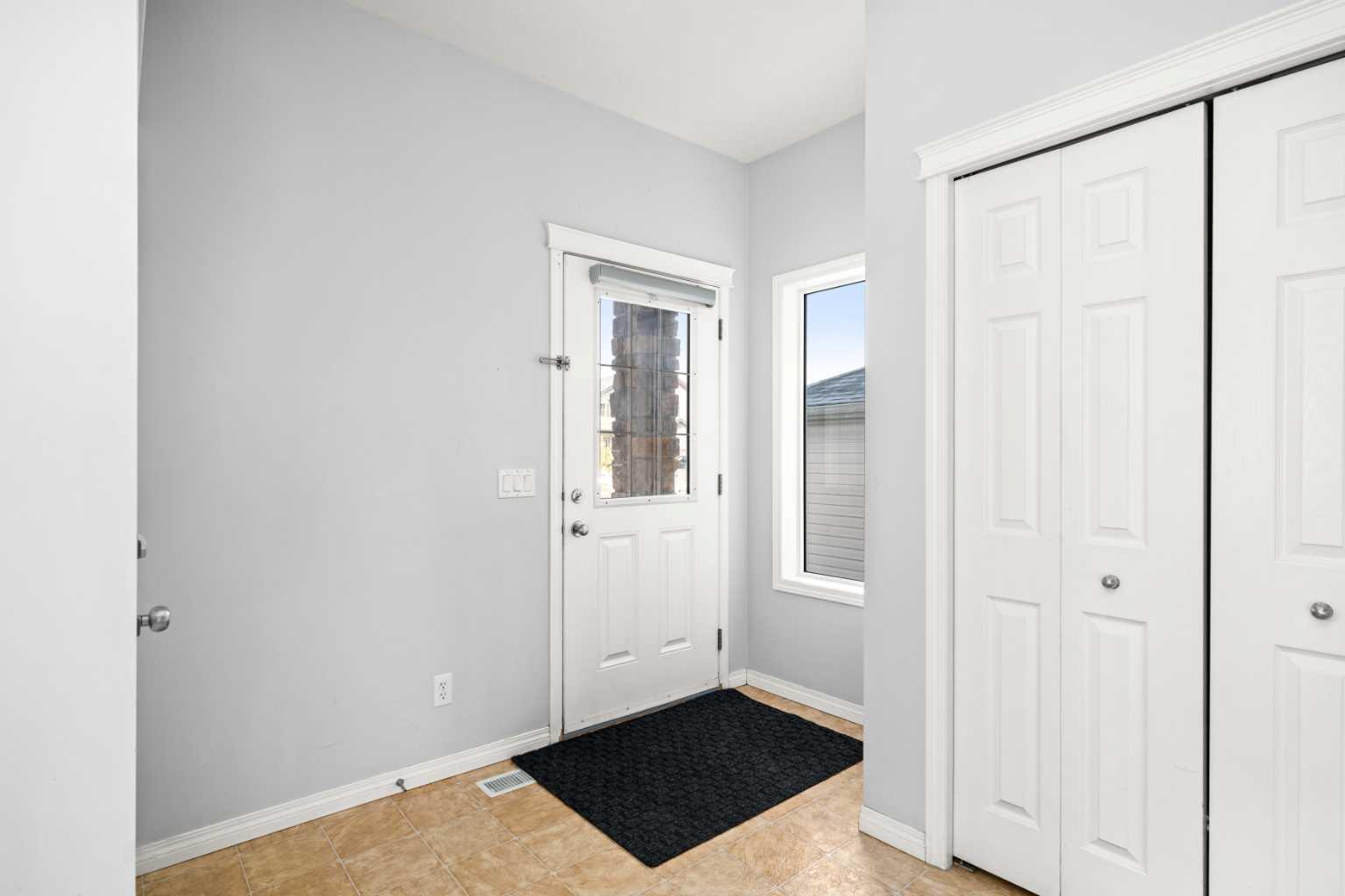 102 Kincora Glen Mews NW