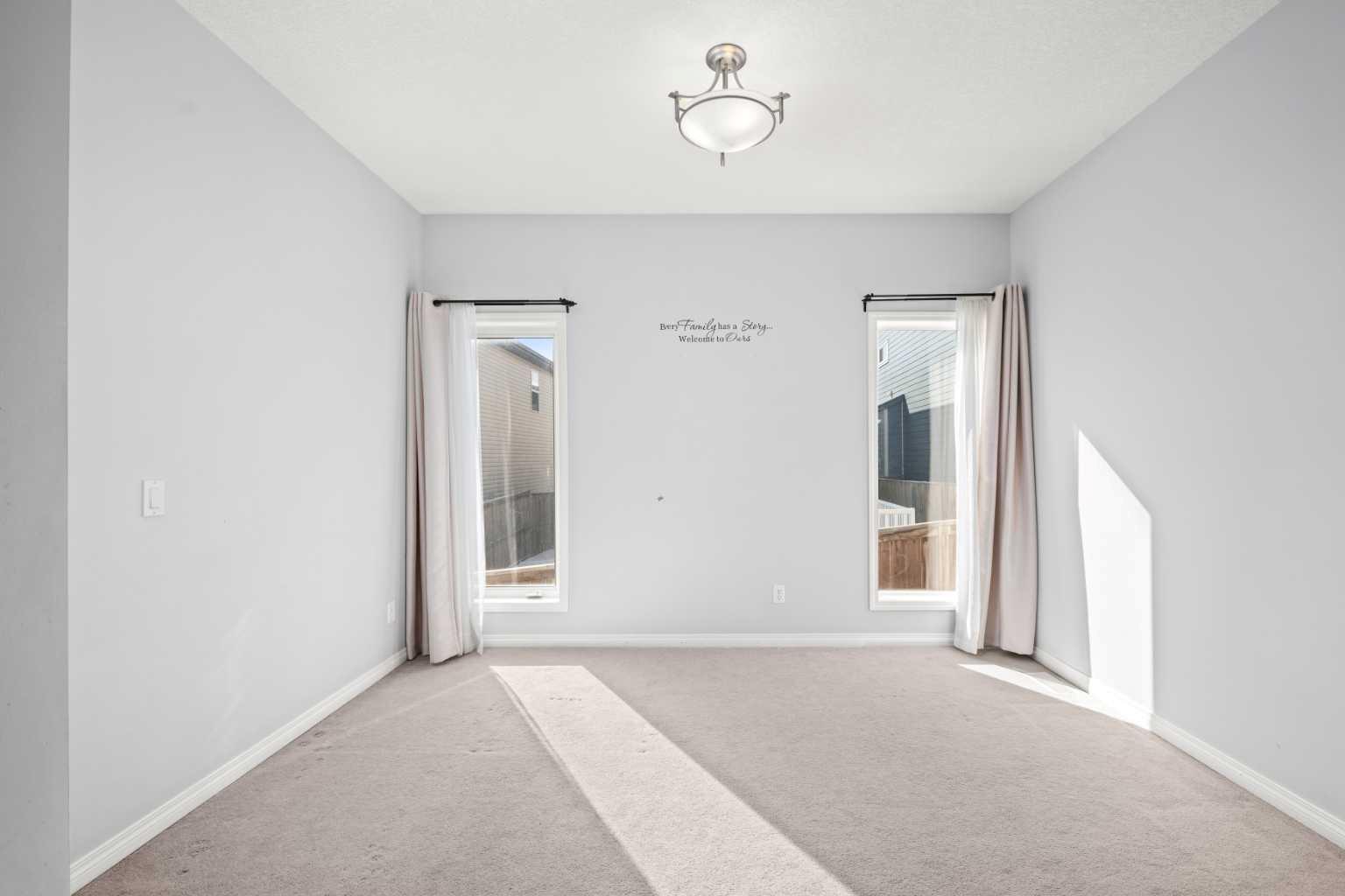 102 Kincora Glen Mews NW