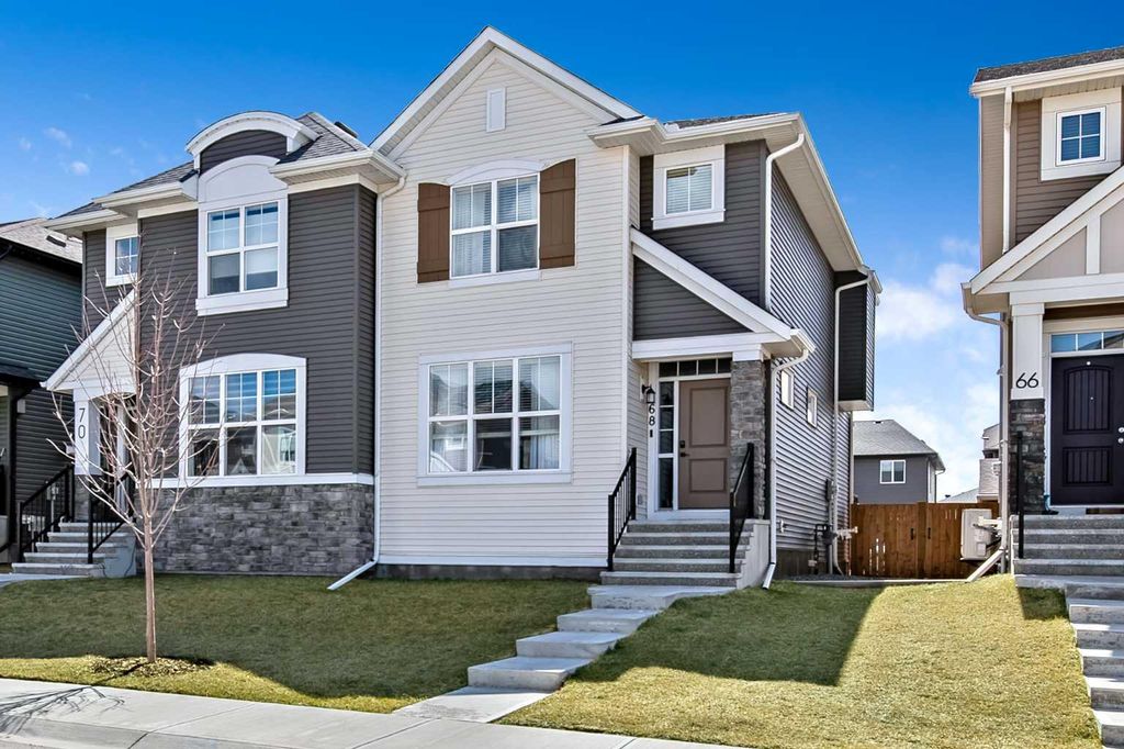 Photo of 68 Wolf Gate, Okotoks, AB T1S 5T9 (MLS # A2306574)