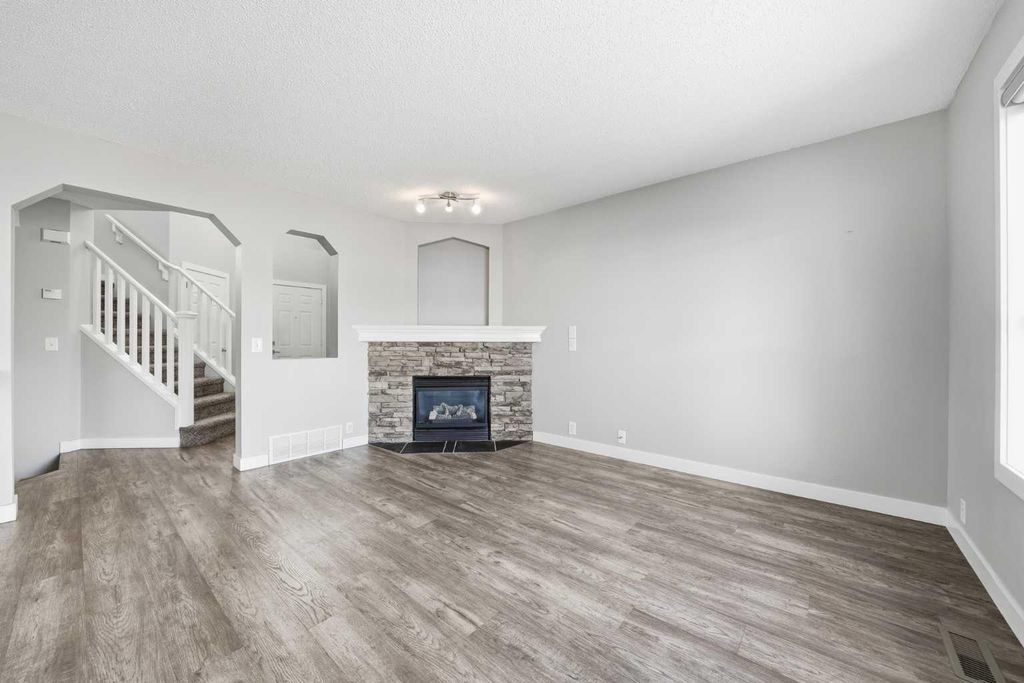 Photo of 83 Cranfield Crescent SE, Calgary, AB T3M 1A6 (MLS # A2297401)