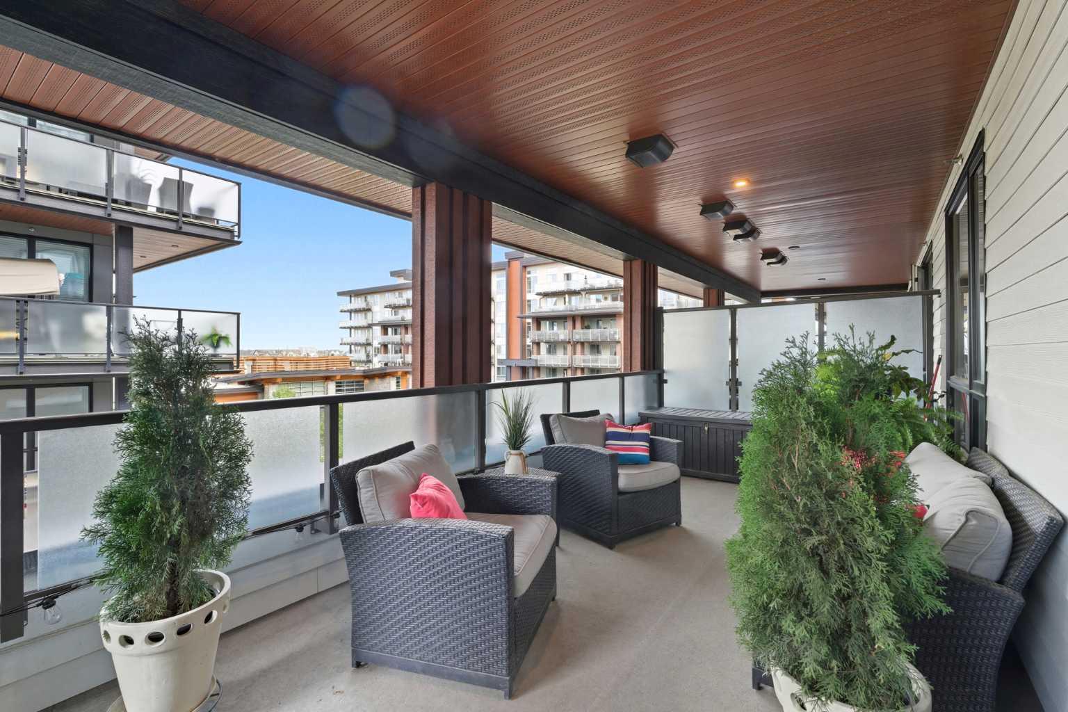 122 Mahogany Centre SE 304