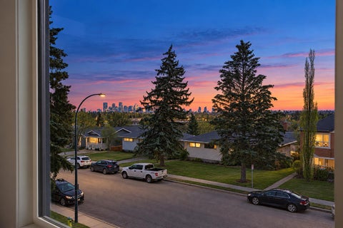 Photo of 44 Collingwood Place NW, Calgary, AB T2L 0P9 (MLS # A2343920)