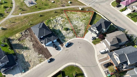 Photo of 19 Lakes Estates Circle, Strathmore, AB T1P 1L8 (MLS # A2330910)