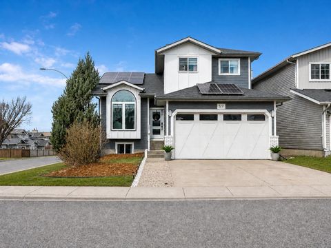 Photo of 59 Rivercroft Close SE, Calgary, AB T2C 3X2 (MLS # A2306877)